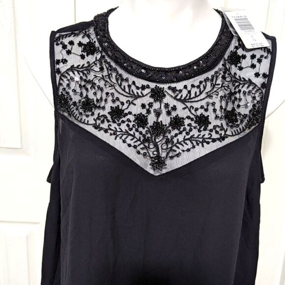 NWT Torrid Mock Neck Beaded Front Women's Tunic Tank - Picture 1 of 16